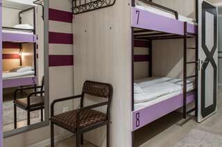 Хостелы Compass Hostel Бишкек Общий номер для женщин с 8 кроватями-7